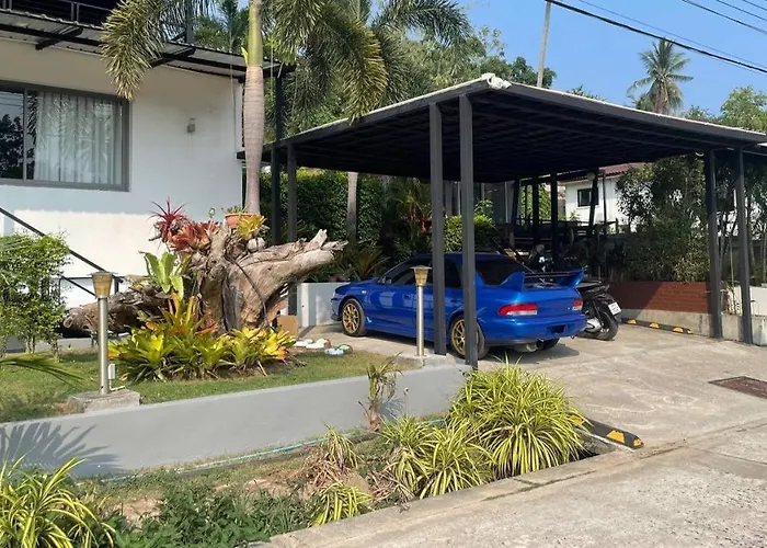 Tropical Hill